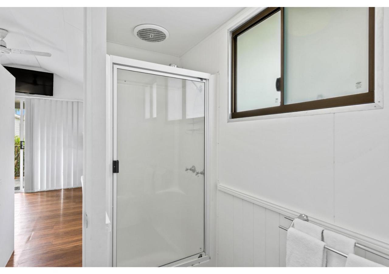 Discovery Parks - Rockhampton Room photo